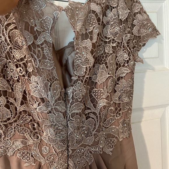 Taupe Formal Dress - wedding, bridesmaid, mother of the bride - Picture 7 of 9